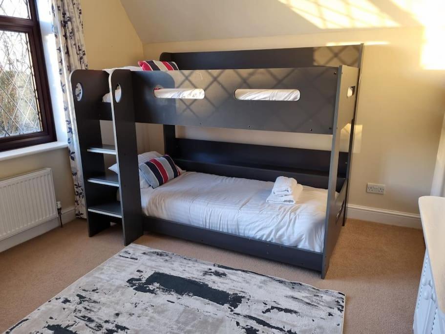 Spacious Detached Home With Beautiful Seaviews, Sleeps 6 Trimingham 외부 사진